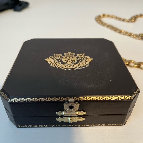 Juicy couture gold choker.And matching bracelet. With boxes. - Picture 9 of 11